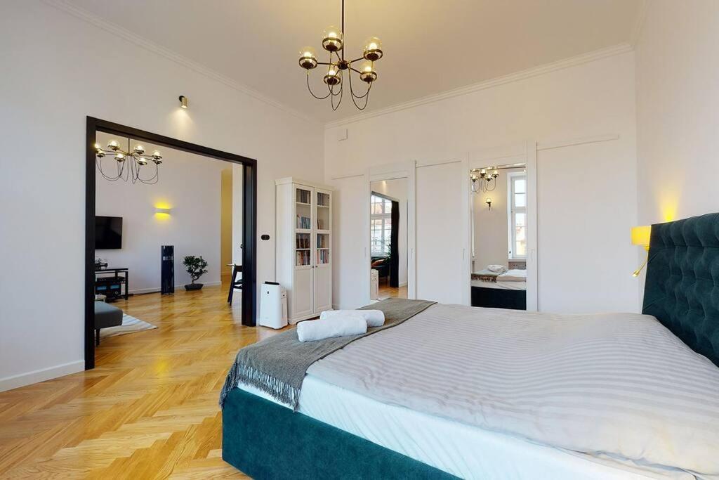 Big Modern Apart - Market Square - Nice View - Next To Town Hall Appartamento Breslavia Esterno foto